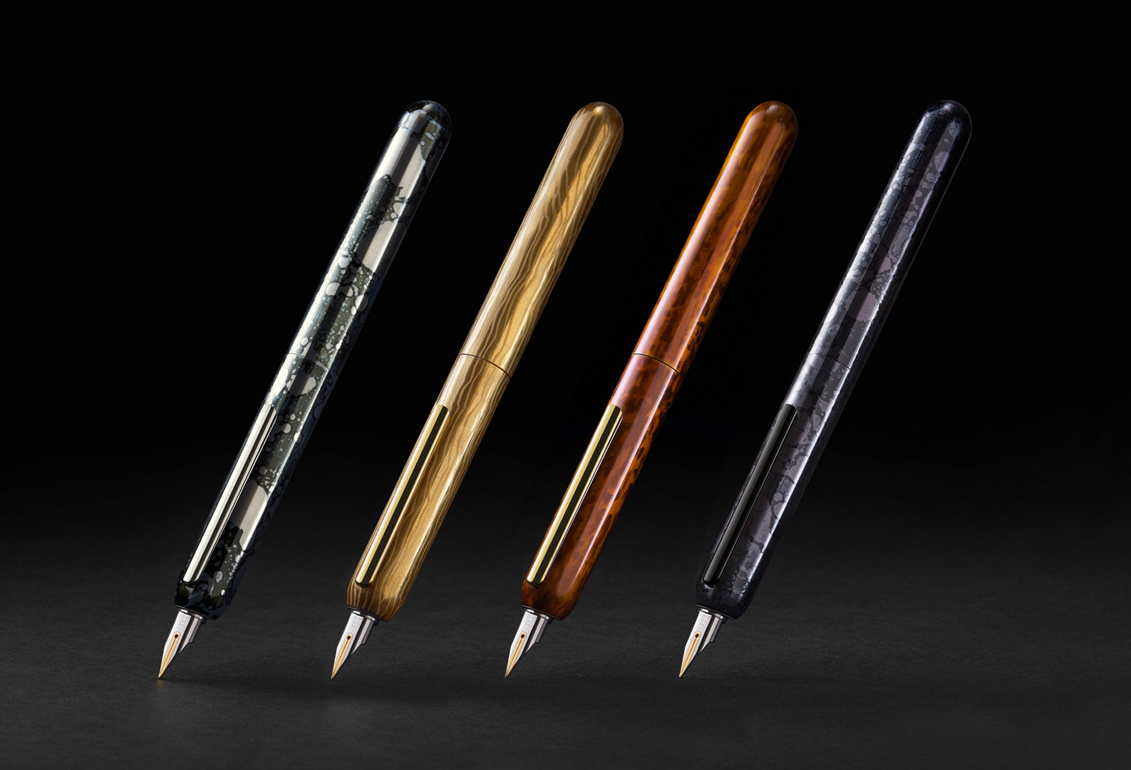 Lamy Dialog Urushi Limited Edition Fountain Pen - Ray Gold